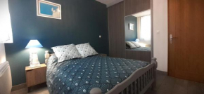 Maison pour 2 à 4 personnes avec jardin proche de la plage et des commerces ROYAN